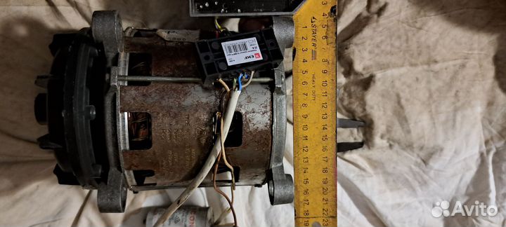 Эл.двигатель 220 в с насосом