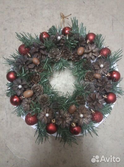 Новогодний венок ручной работы