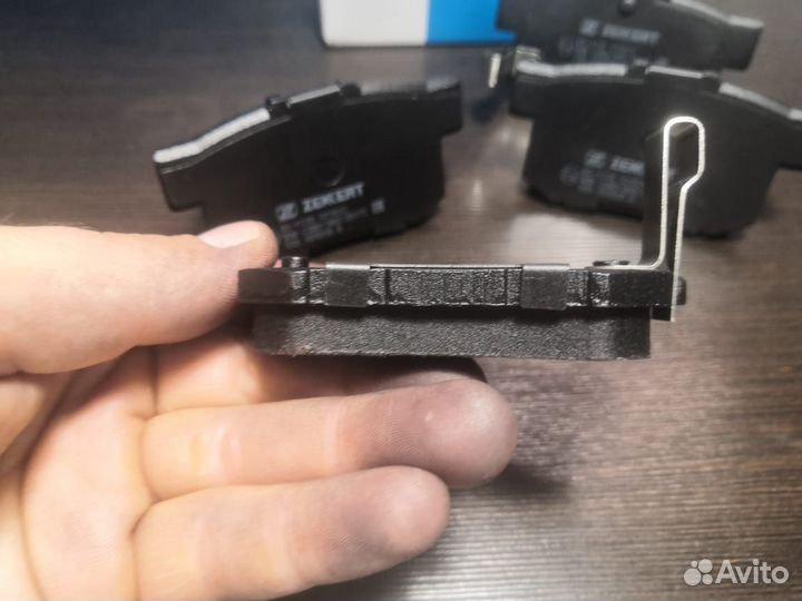 Колодки тормозные задние Honda Civic 8