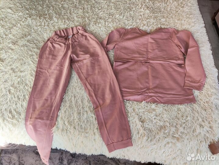 Вещи для беременных и кормящих