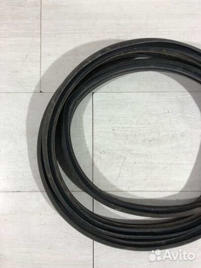 Уплотнитель двери задний левый renault logan 2 1.6