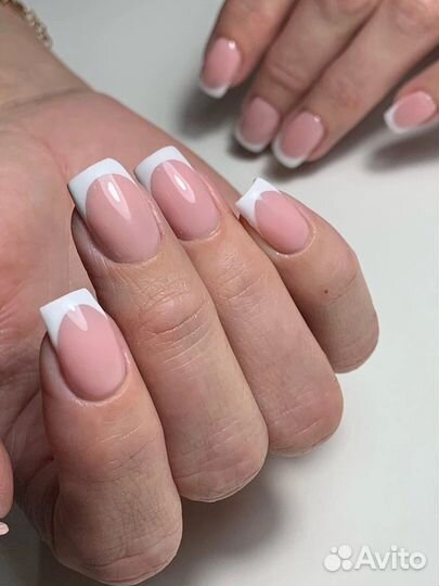 Маникюр, педикюр, наращивание ногтей