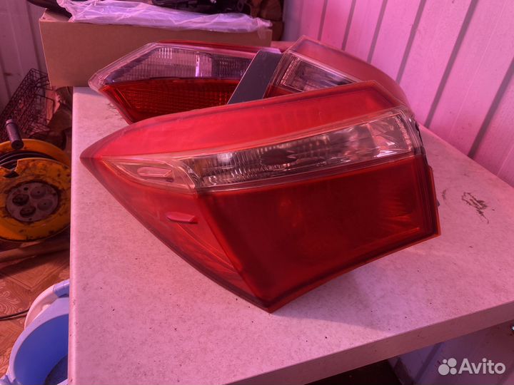 Задние фонари тойота королла 180