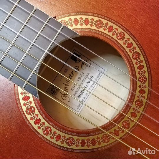 Гитара новая классическая полноразмерная