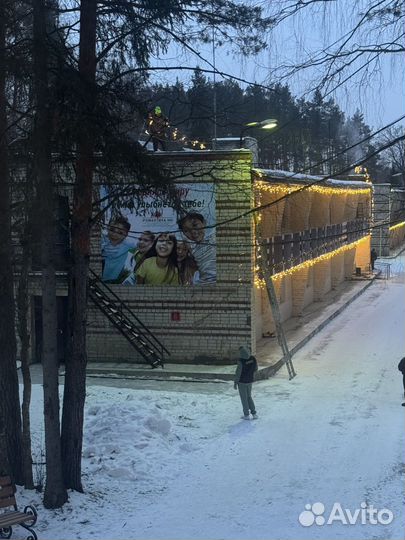 Монтаж уличных гирлянд