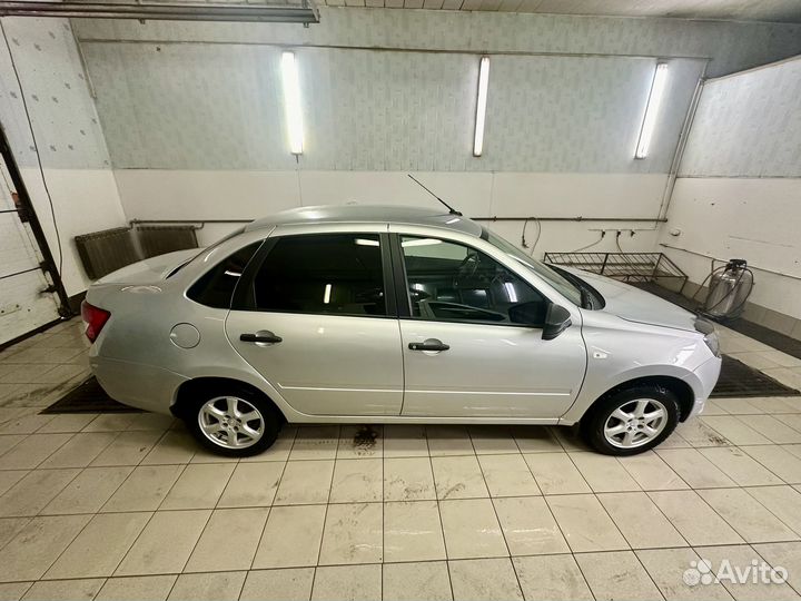 LADA Granta 1.6 МТ, 2021, 51 437 км