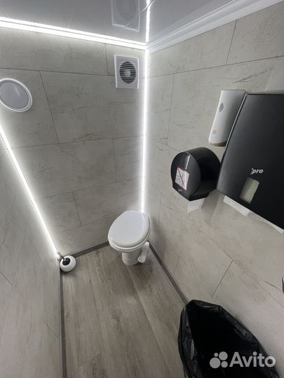 Мобильный туалет для съёмок