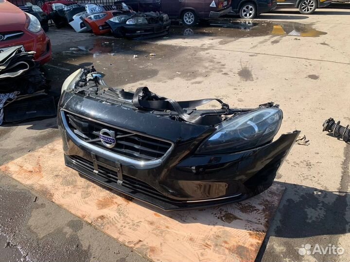 Ноускат Вольво V40 2012-2016 Volvo V40 ксенон