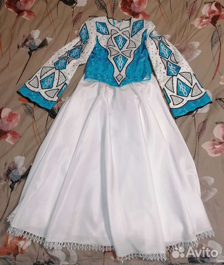 Костюм на утренник для девочки