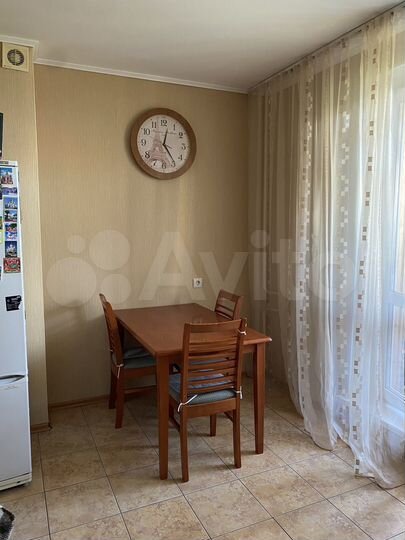 4-к. квартира, 102 м², 7/10 эт.