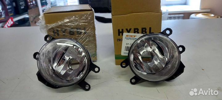 Фара противотуманная Toyota Corolla Avensis Auris