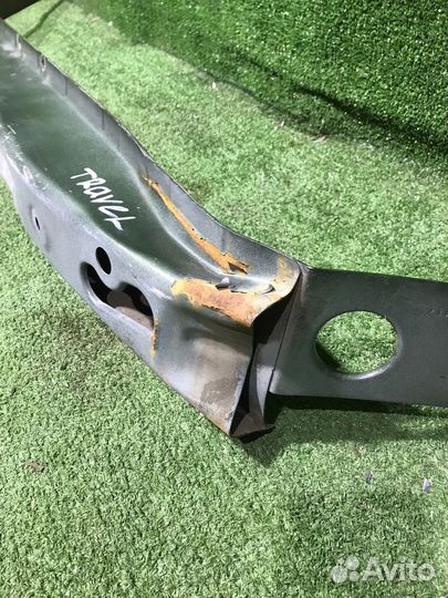 Усилитель переднего бампера LADA Niva Travel