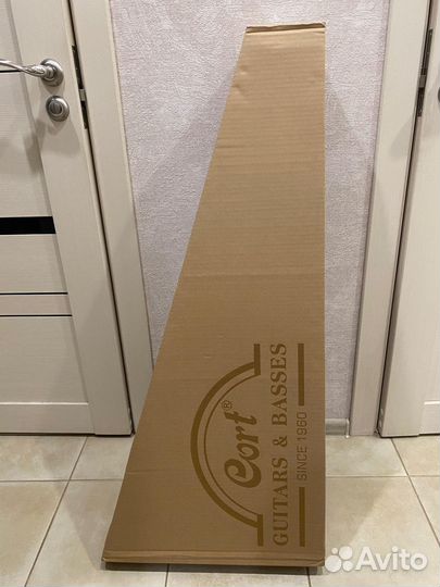 Электроакустическая гитара Cort CEC-7-NAT