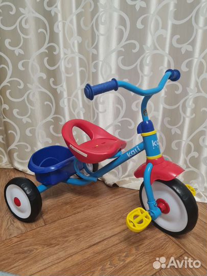 Детский трехколесный велосипед