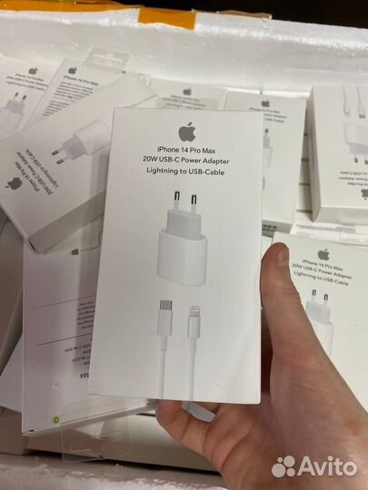 Зарядное устройство на iPhone 20w