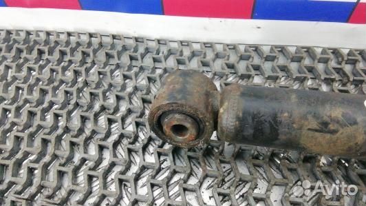 Стойка передняя левая mitsubishi pajero 4 (XNI19K5