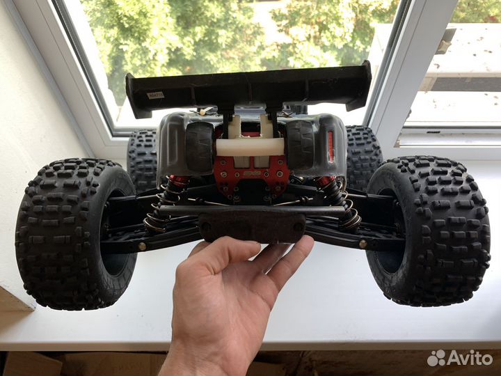 Машина на радиоуправлении 1/8 Arrma Outcast EXB
