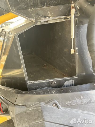 Багги BRP Maverick XMR 1000 EFI