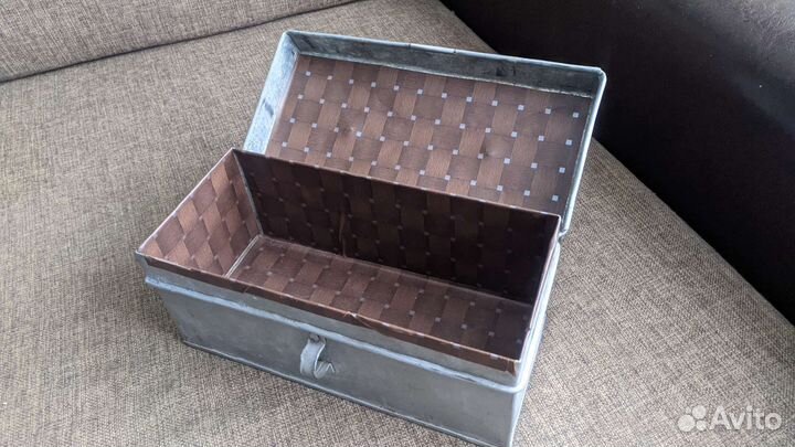 Ящик металлический, шкатулка, копилка