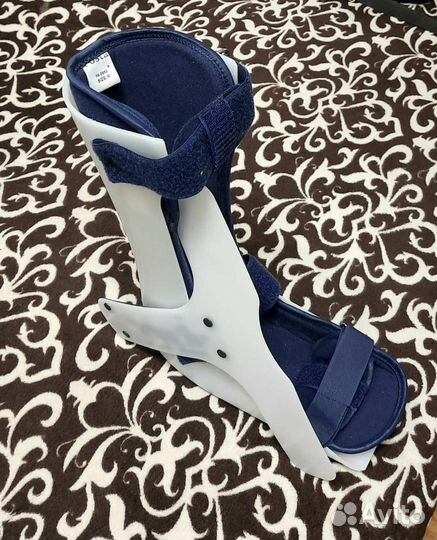 Деротационный ортез