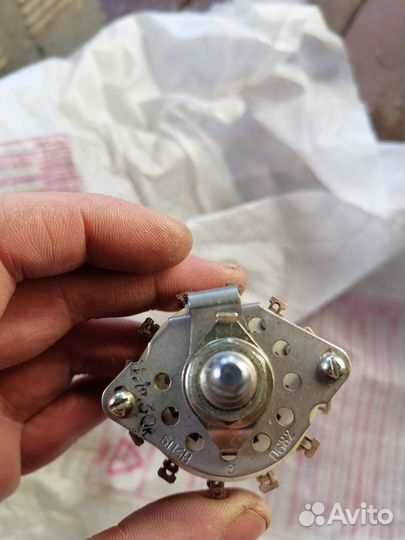 Переключатель галетный 5п4н