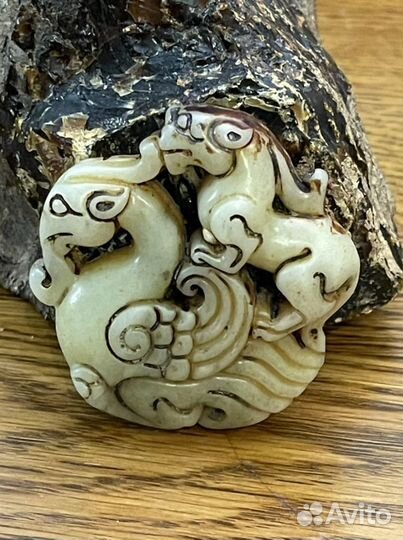 Жетон из нефрита. Старый Китай