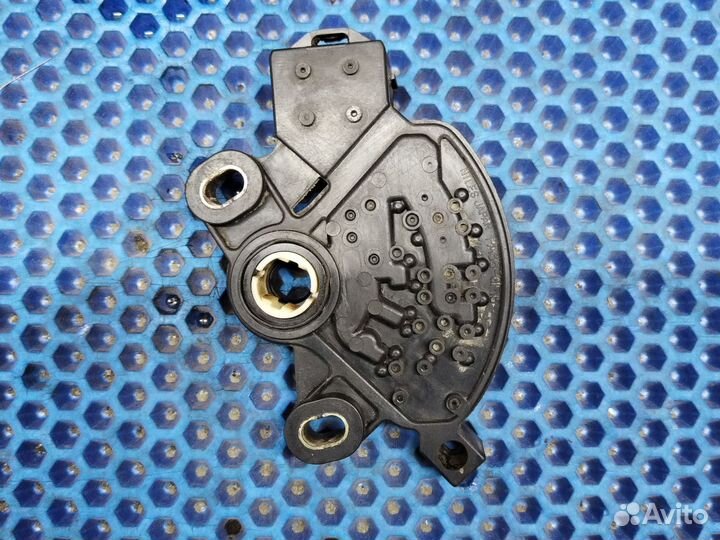 Датчик положения селектора АКПП Mitsubishi