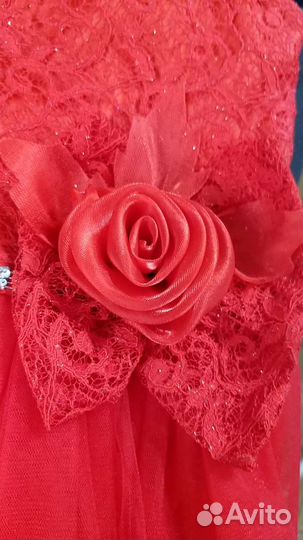 Платье праздничное для девочки