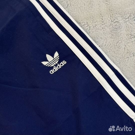 Шорты Adidas 3-stripes оригинал S Европа