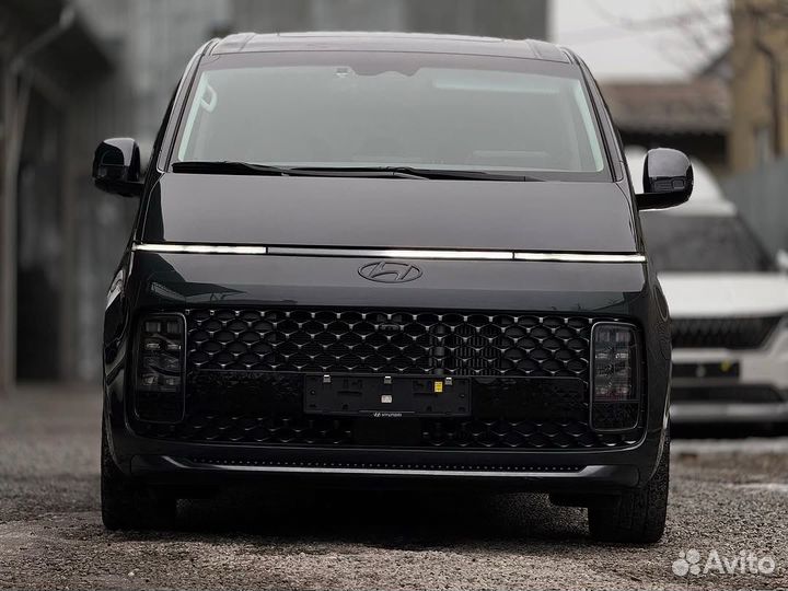 Hyundai Staria 2.2 AT, 2022, 41 680 км