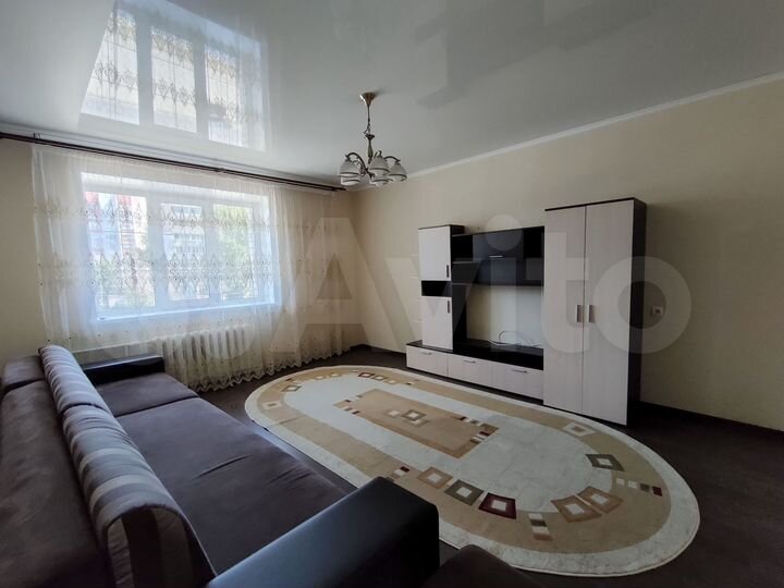 2-к. квартира, 67,7 м², 3/10 эт.