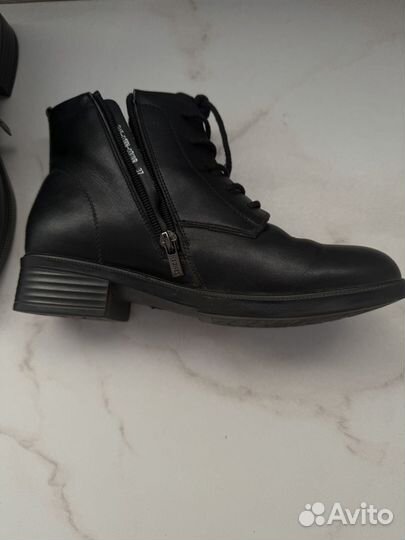 Ботинки женские демисезонные 37 размер