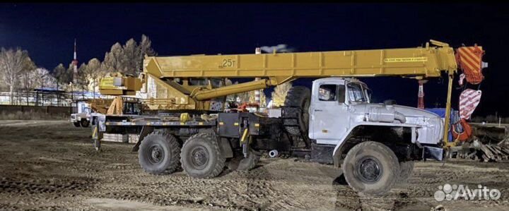 Машинист автокрана вахта