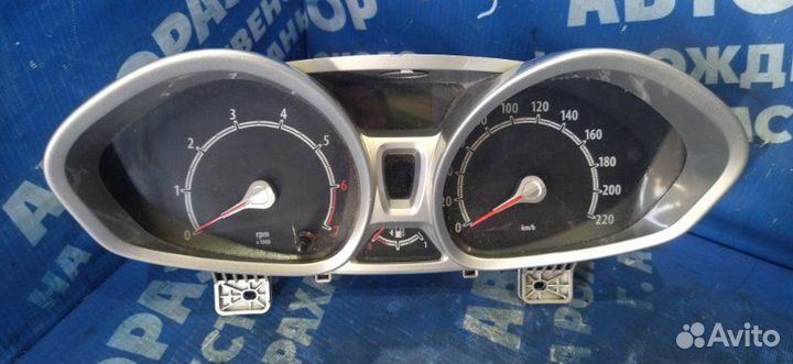 Панель приборов Ford Fiesta 6 купе spja 2010