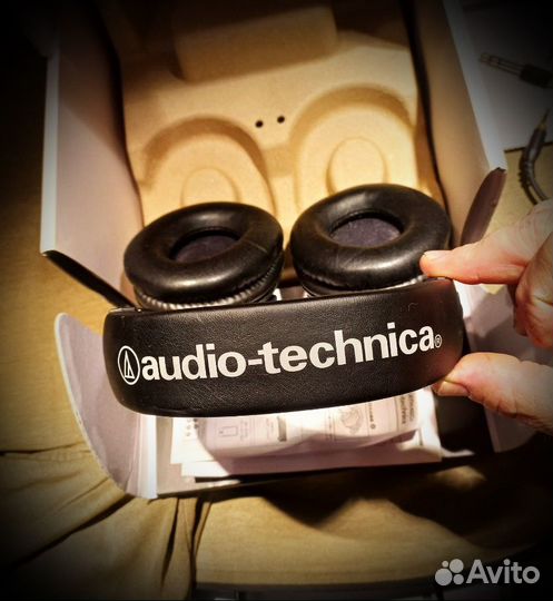 Наушники Audio-Technica ATH-M50X