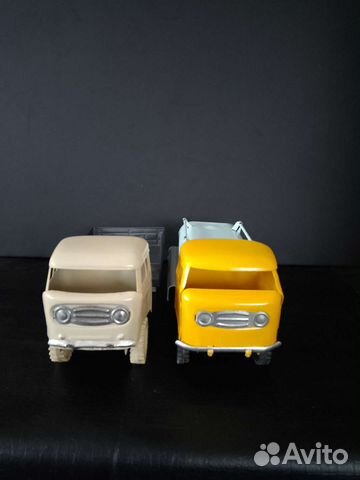 Игрушки СССР. УАЗ бортовой и молоковоз