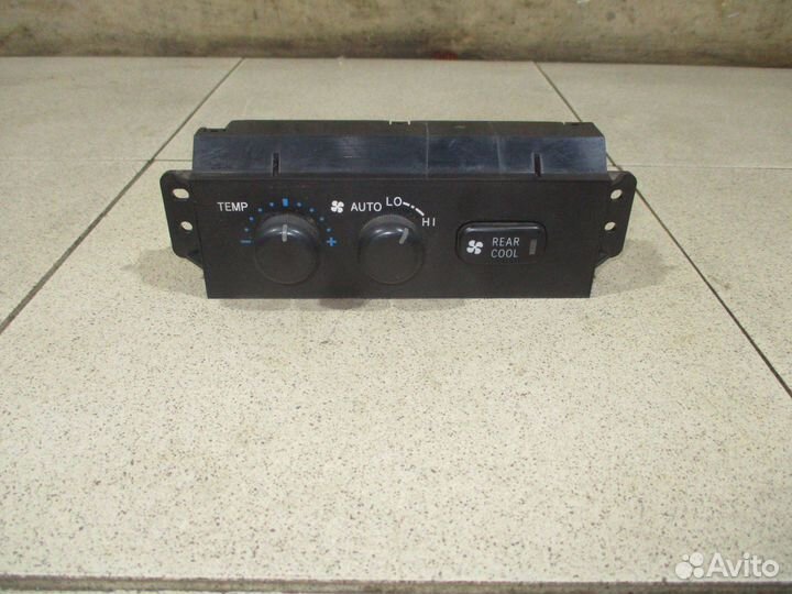 Блок управления печкой Toyota LC Prado 120