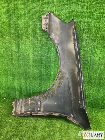 Крыло переднее правое toyota crown majesta