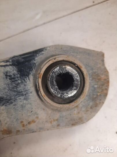 Рычаг нижний Ford Focus 2 (DA) 2005-2008г