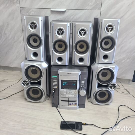 Музыкальный центр sony
