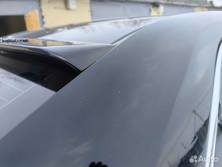 Camry 50/55 спойлер на заднее стекло