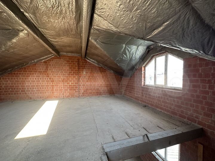 Таунхаус 265 м² на участке 5 сот.