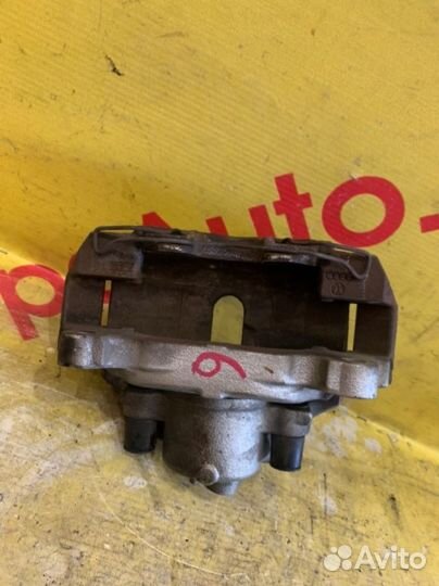 Суппорт тормозной передний левый Volkswagen Golf 6