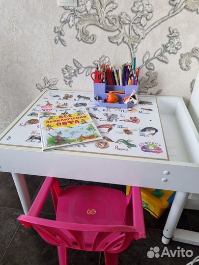 Детский столик