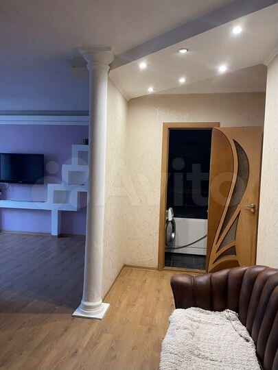 2-к. квартира, 53 м², 3/5 эт.