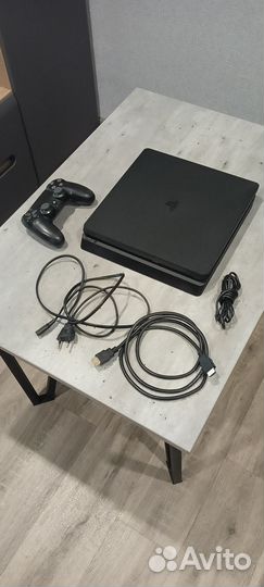 Sony playstation 4 slim