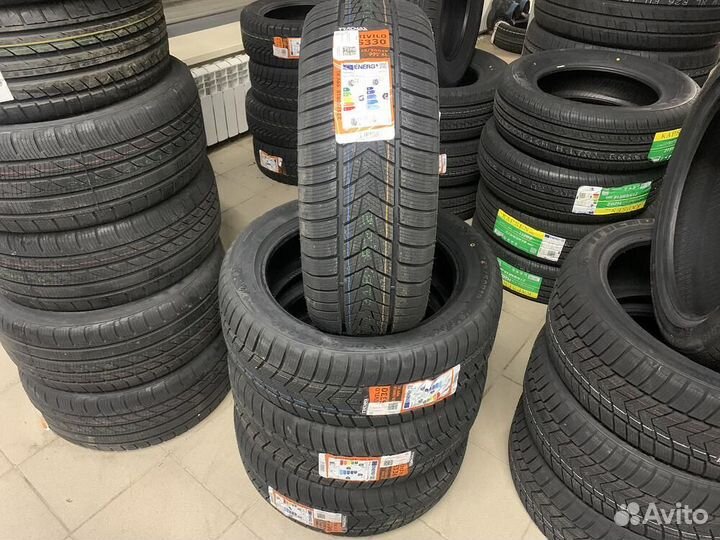 Tracmax X-Privilo S330 225/50 R18 99V