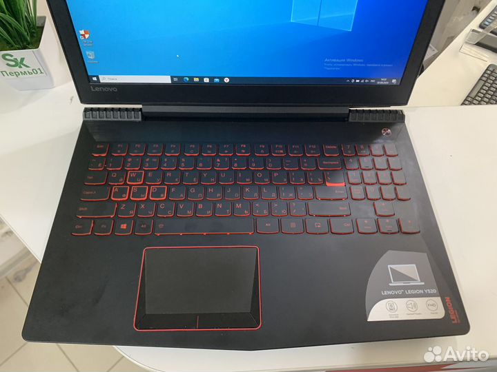 Игровой ноутбук Lenovo i7-7700 6OZU 256SSD 1050