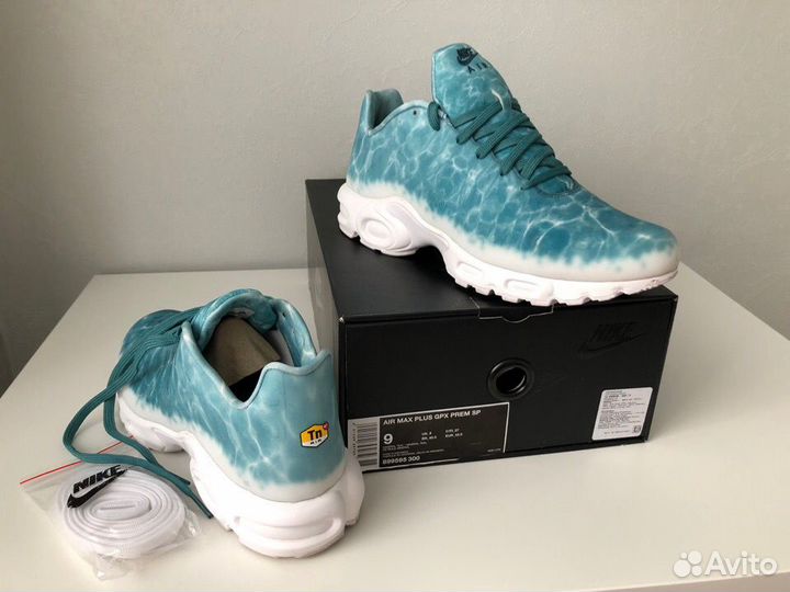 Nike air max plus best sale water pool