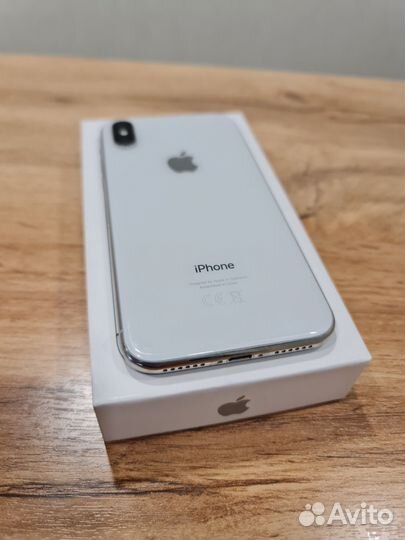 iPhone X, 256 ГБ